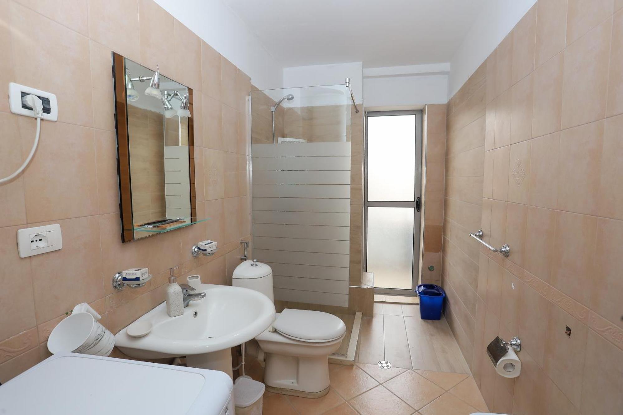 New Bazar Selvia Apartment Tirana Exterior photo